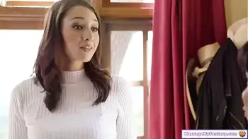 Big city girl gets an oral pussy massage