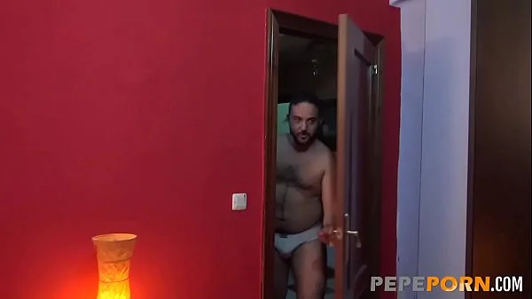 Vivi Sevilla wants to fulfill her fantasy... By having an AMAZIN' THREESOME!