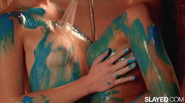 SLAYED Gorgeous duo Lika & Vanna devour each other