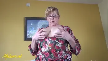 Dutch Mature Lady Wendy Was Feeling Super Horny Today!