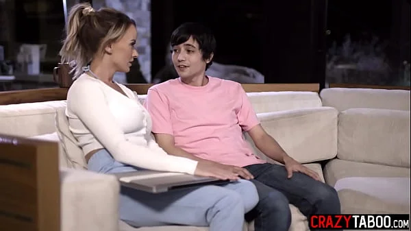 Big tits MILF stepmom Pristine Edge fucks big cock stepson and enjoyed his big hard dick