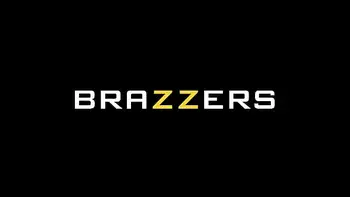 MILF U: Part 2 - Alexis Fawx / Brazzers  / stream full from www.zzfull.com/aflat