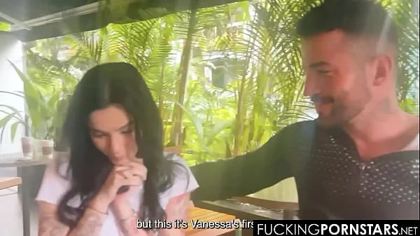 Tinder Gave me two Passionate Colombians for a Threesome