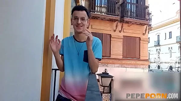 Jennifer's HEAD-SIZED-BOOBS crush an amateur rookie. He's in heaven!