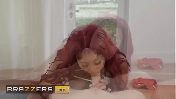 Well Rounded Redhead Jordyn Falls Goes For Her Roommates Big Cock - Brazzers