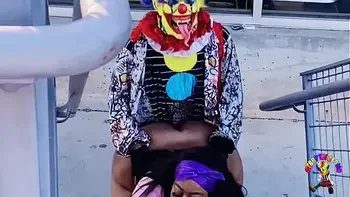 Juicy Tee Gets Fucked by Gibby The Clown on A Busy Highway During Rush Hour