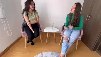 I play truth or dare with my stepsister and end up sucking her pussy