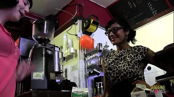 Lesbian photographer seduced a young girl into having sex with her