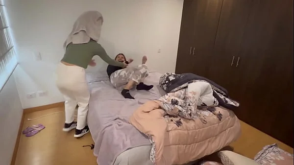 My stepmother knows how to educate me well.