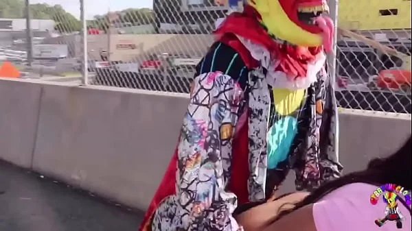 Gibby The Clown Fucks Juicy Tee On Atlanta’s Most Popular Highway