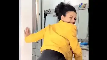 Yeraldin Com Sexy Dominican rapper Compilation