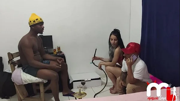 (Desejos de Gravida) Recebi o convite do Pistolinha Ator para furar a quarentena e ir foder com o negro dotado e sua esposa. ( Casal Porra Loka * AMOR E SEXO * Pistolinha Ator * Karen Oliver )