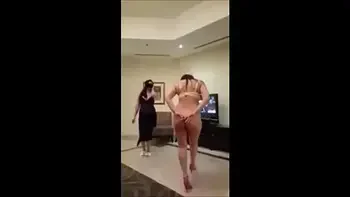 nude arab dance