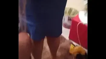 Crentinha de saia azul com babado e o pauzudo/ privacy: @Crentinha pauzudo