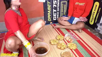 Indian Panipuri Pee Pissing XXX Video Clear in hindi voice