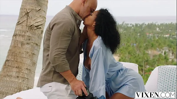 VIXEN Exquisite model Barbie charms her strict photographer