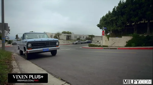 MILFY Rich Housewife Kianna loves to ride Anton's thick BBC