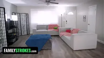 It’s Valentine’s Day & Horny Stepdaughter Can’t Help But Admire Her Stepdad’s Body & Huge Cock