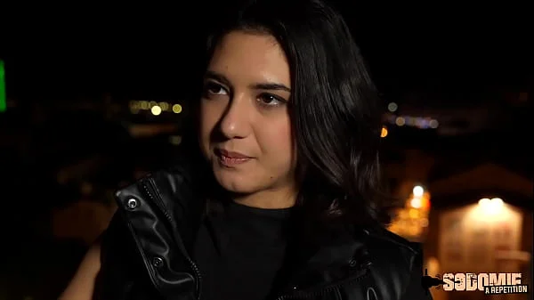 Lena, marseillaise coquine qui adore le sexe hard