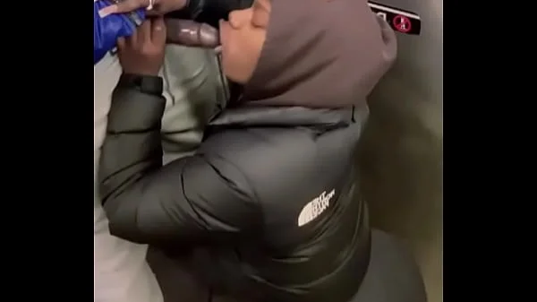 EXTREME PUBLIC ORGASM STEPBRO 11 INCH BBC SUCKED ON TRAIN