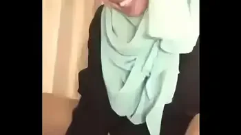 Hijab skandal tante part 1