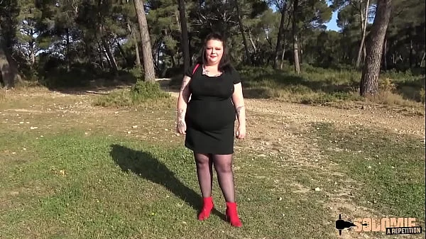 Jade, 23 ans, une brunette en manque de sexe hard