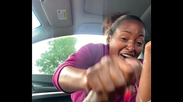 Quick handjob in car