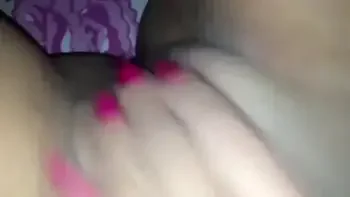 gostosa se masturbando