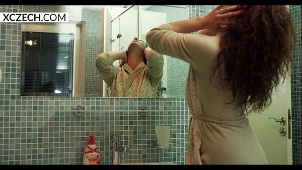 Reina Pornero - MILF in Shower - XCZECH.com