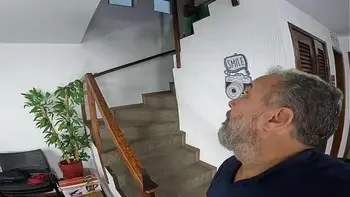 A novinha Milena Tavares por trás das câmera acabou levando rola do diretor