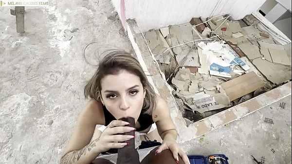 Trio - cachondas colombianas se dejan follar por una enorme polla- interracial - porno en español