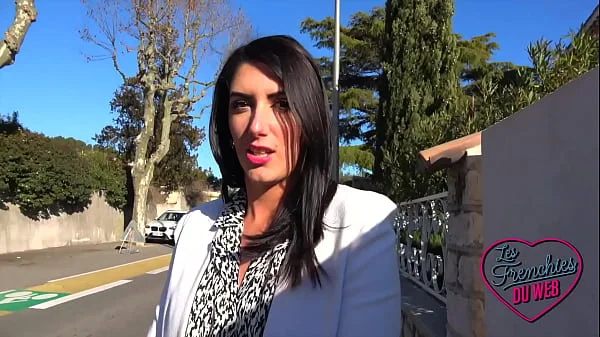 Jade va rencontrer la sublime Ashley