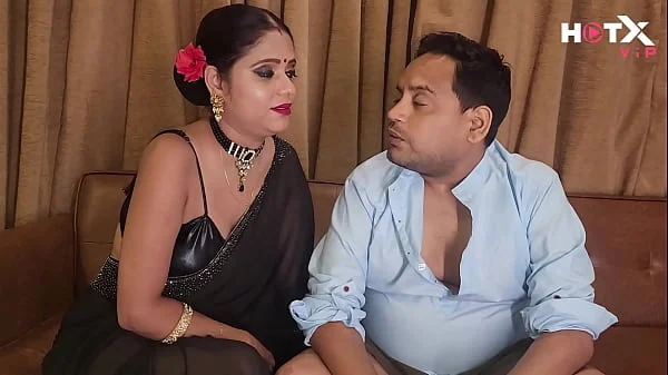 Tight Pussy Indian MILF Bhabhi in Saree fucked hard by Devar