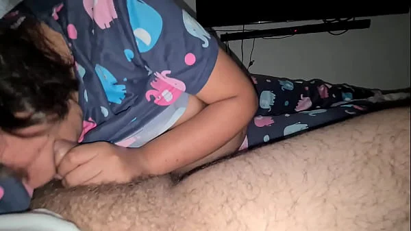 My pregnant single stepsister let me cum inside her, anyway, she is already pregnant