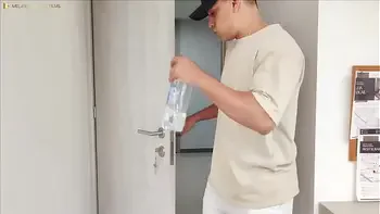 me follo a la gemela de mi esposa creyendo que es mi esposa