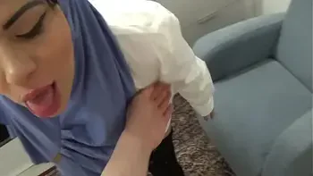 فیلم سکس پورن ایرانی از گاییدن کص بانوی حشری و شهوتی مجلسی