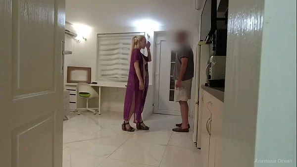 Cute delivery guy came back with flowers and I gave him a blowjob.