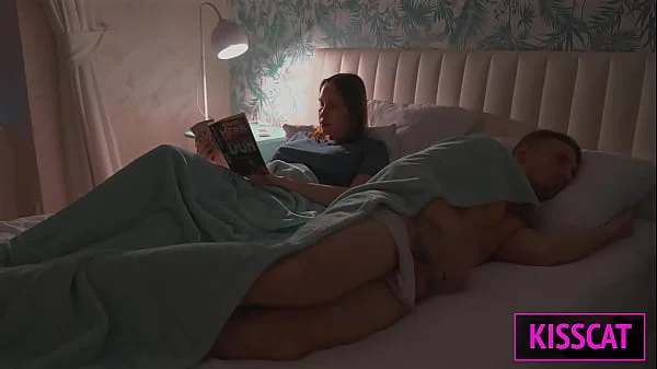 S2E2: Step mom lets step son lie in share bed and jerking him, but unexpected hard fuck with facial