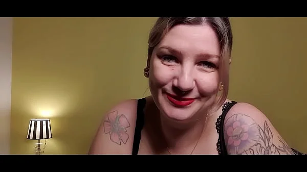 Vends-ta-culotte - Une dominatrice française t'explique pourquoi tu es un loser qui aime bouffer du sperme - Perverse Gwenne