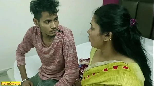 TV Mechanic fuck hot bhabhi at her room! Desi Bhabhi Sex