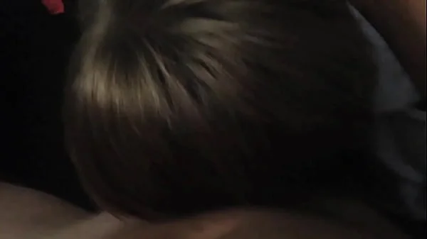 Реальная секретарша отсосала хуй начальнику прямо в офисе и проглотила его сперму до последней капли