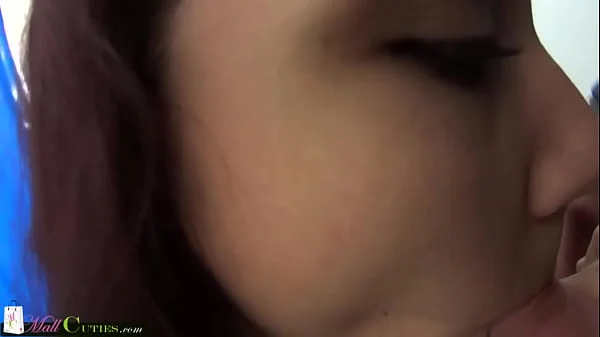 MallCuties - amateur girl loves anal sex - public porn