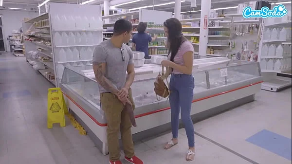 Amateur Teen Sucks Big Black Cock And Gets Fucked in Public BBC