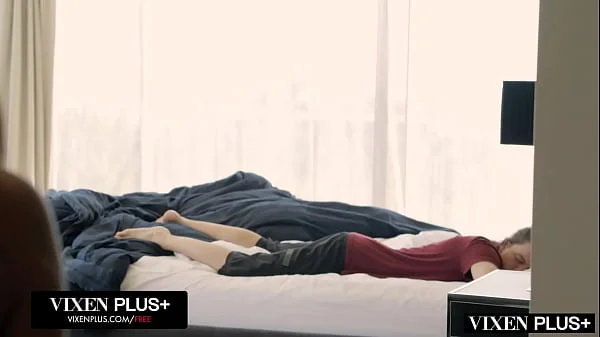 VIXENPLUS Bad GF Megan Rain Double Penetration