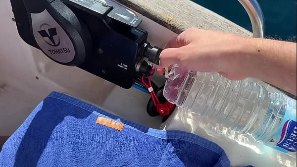 Risky public sex in hot stepmom on a boat