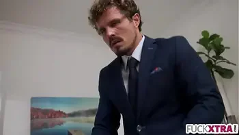 Small Secretary Fucked By New Boss