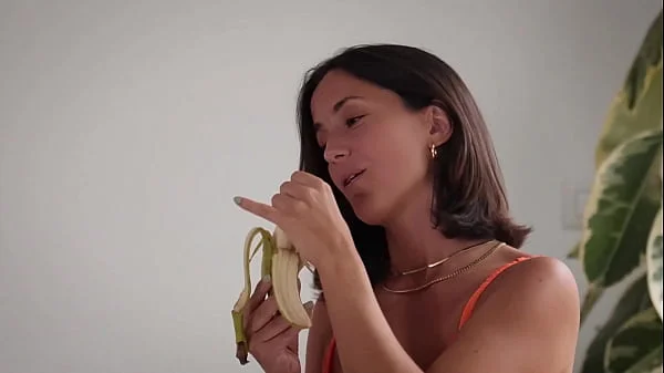 Calita Fire y Jesús Reyes juegan a reto o verdad y acaban comiéndose muy rico