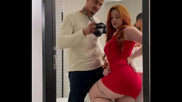 Deixando a ruiva de perna bamba. - Free