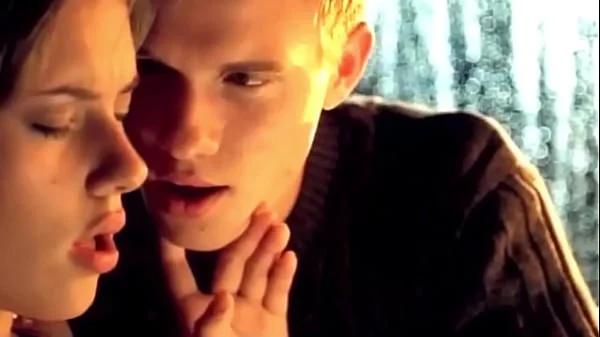 Scarlett Johansson - Hot Sexy Scenes