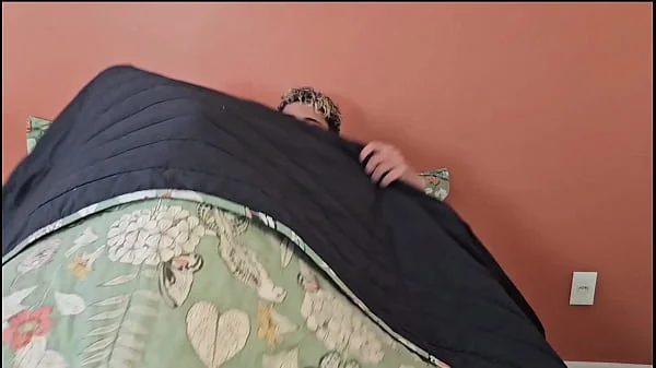 Jovem Adulto Virgem em aprendizado com a Milf safada .